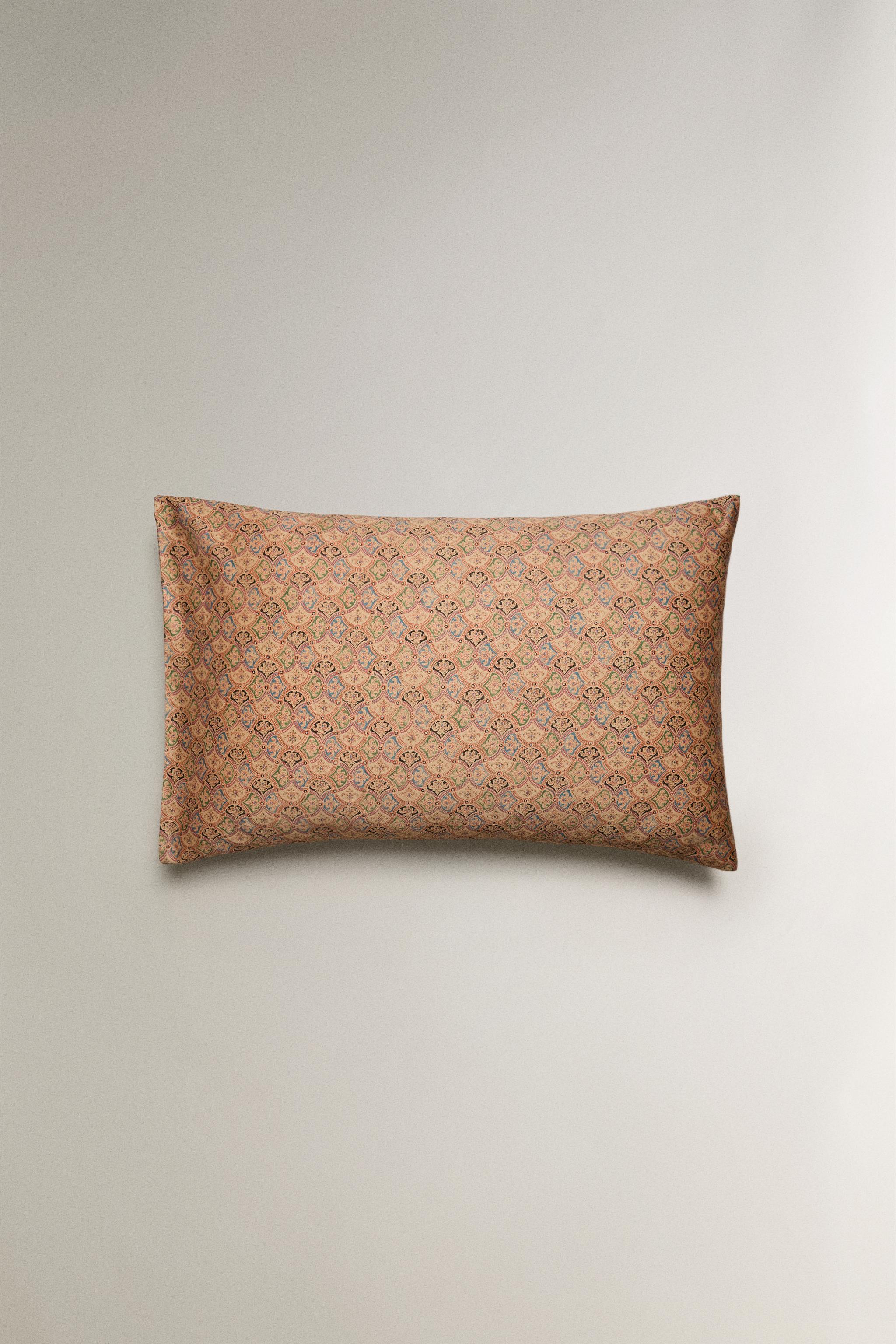 PAISLEY PILLOWCASE